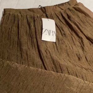 Zara Khaki Midi Skirt. XS